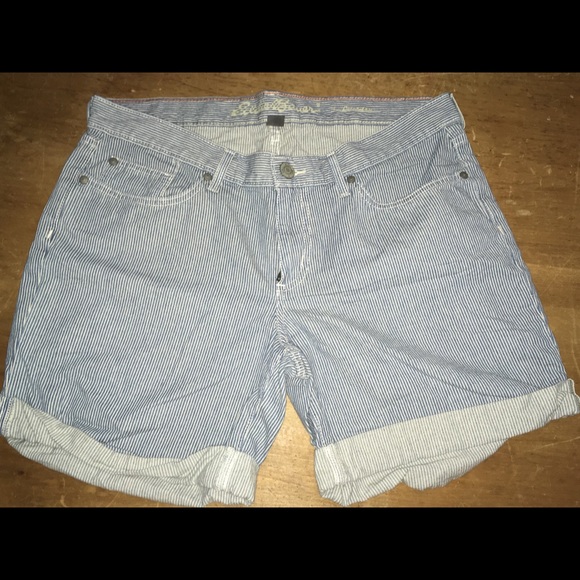 Eddie Bauer Pants - VINTAGE/RETRI EDDIE BAUER Striped shorts